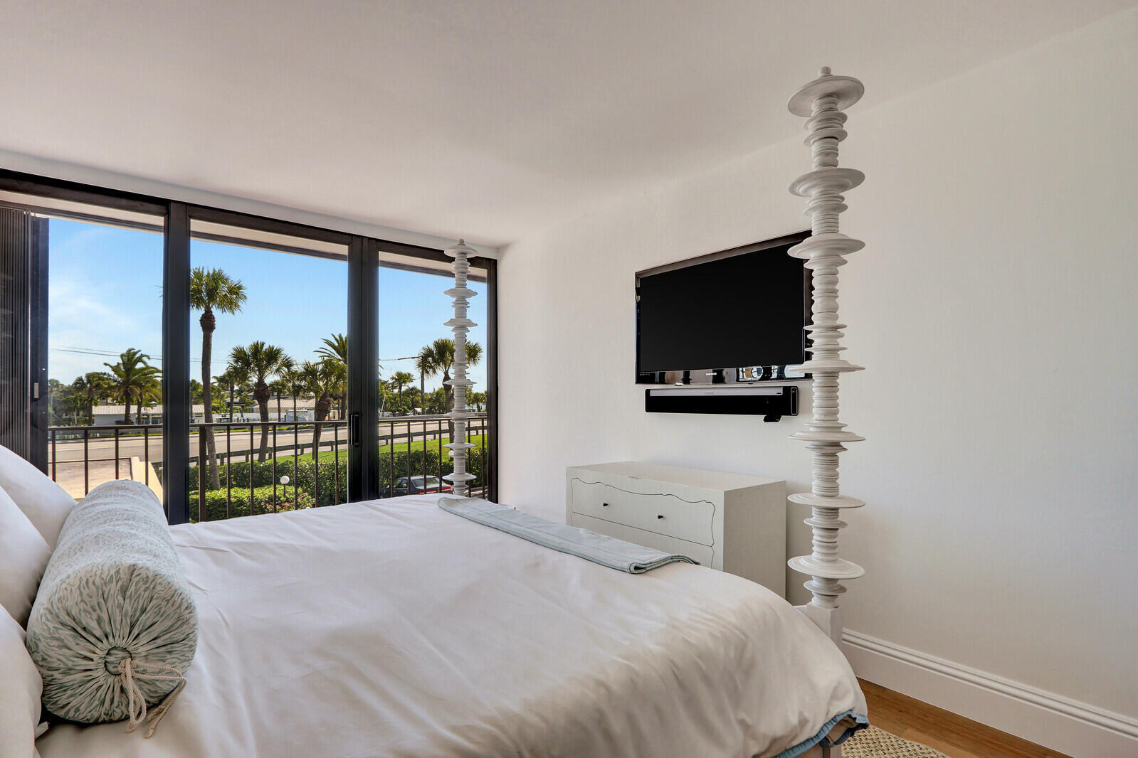 225 Beach #204, Tequesta FL 33469