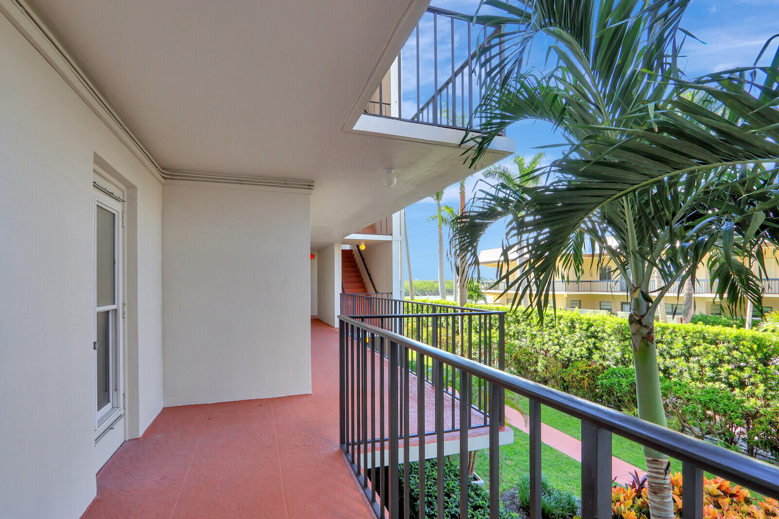 225 Beach #204, Tequesta FL 33469