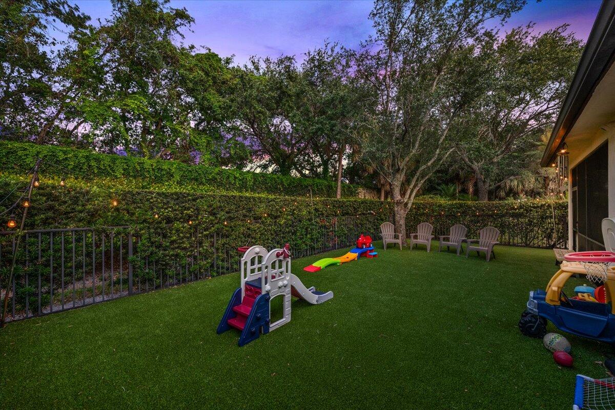 603 Castle, Palm Beach Gardens FL 33410