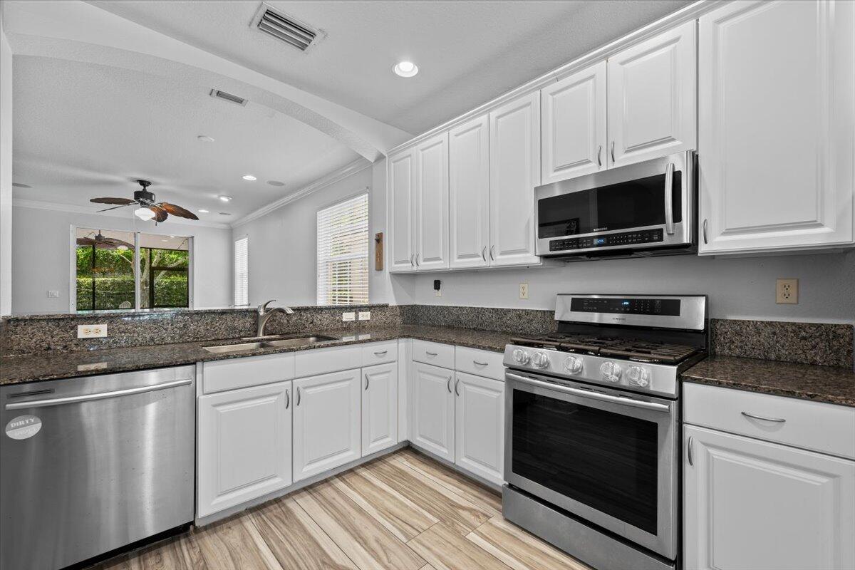 603 Castle, Palm Beach Gardens FL 33410