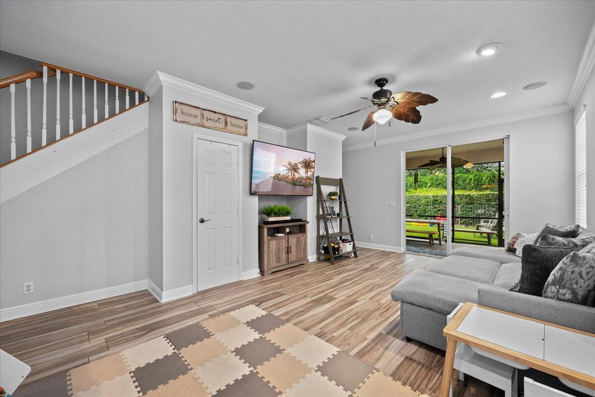 603 Castle, Palm Beach Gardens FL 33410