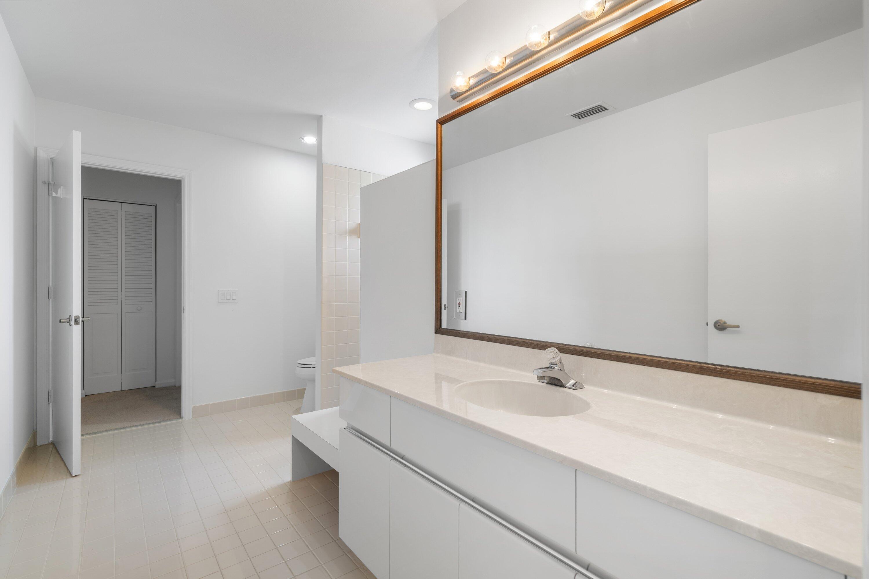 6495 Via Rosa, Boca Raton FL 33433