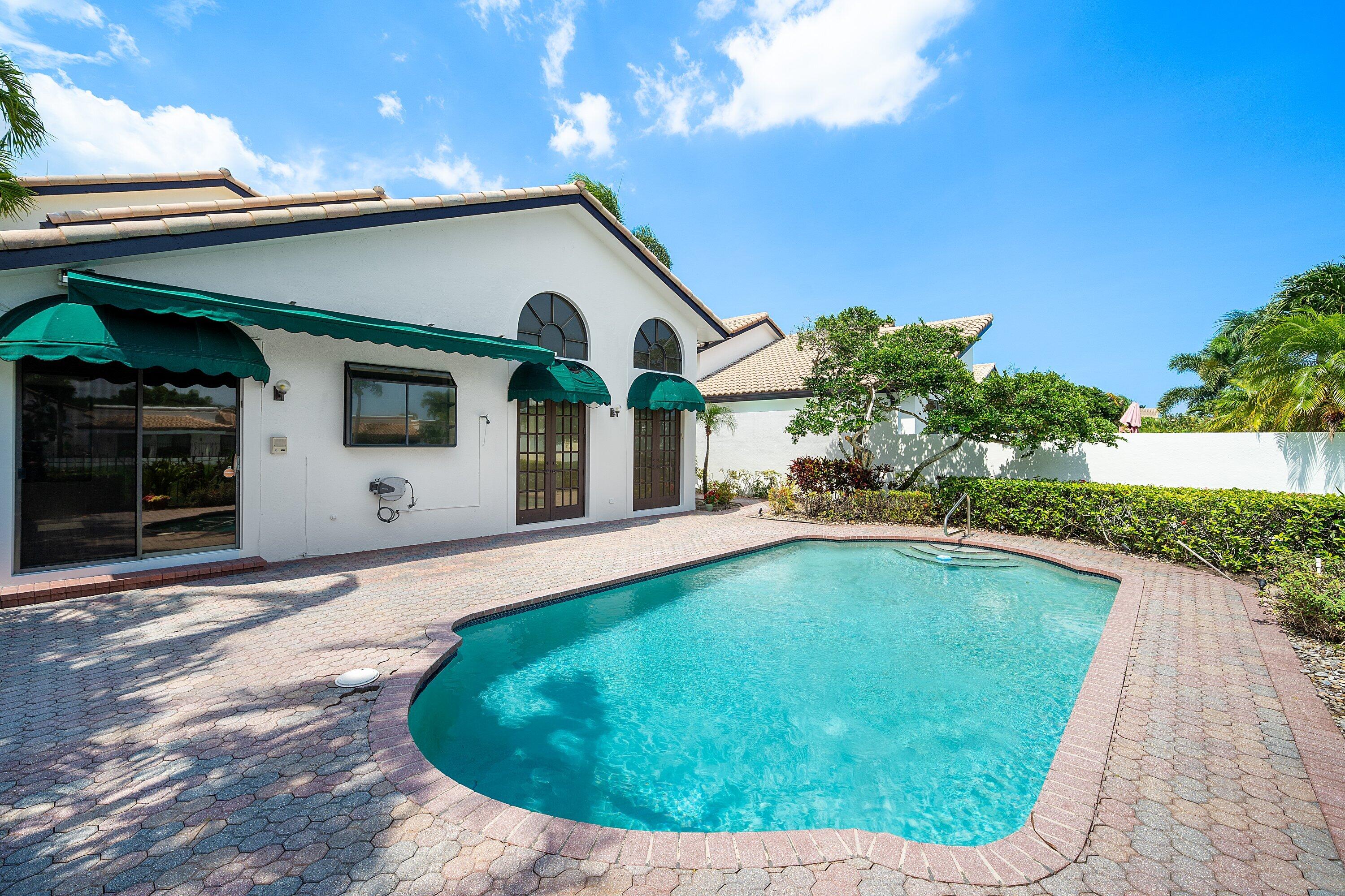 6495 Via Rosa, Boca Raton FL 33433