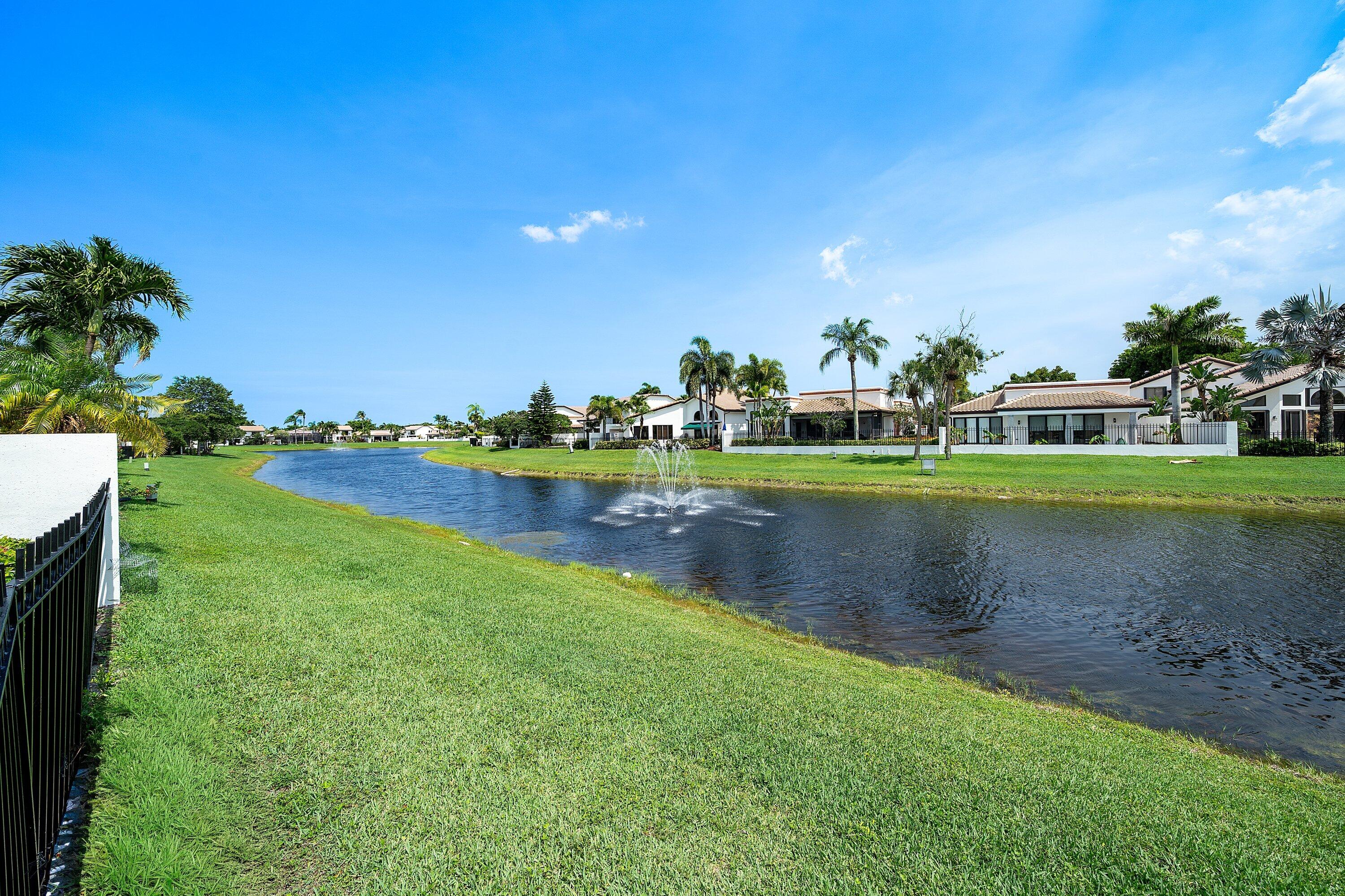 6495 Via Rosa, Boca Raton FL 33433