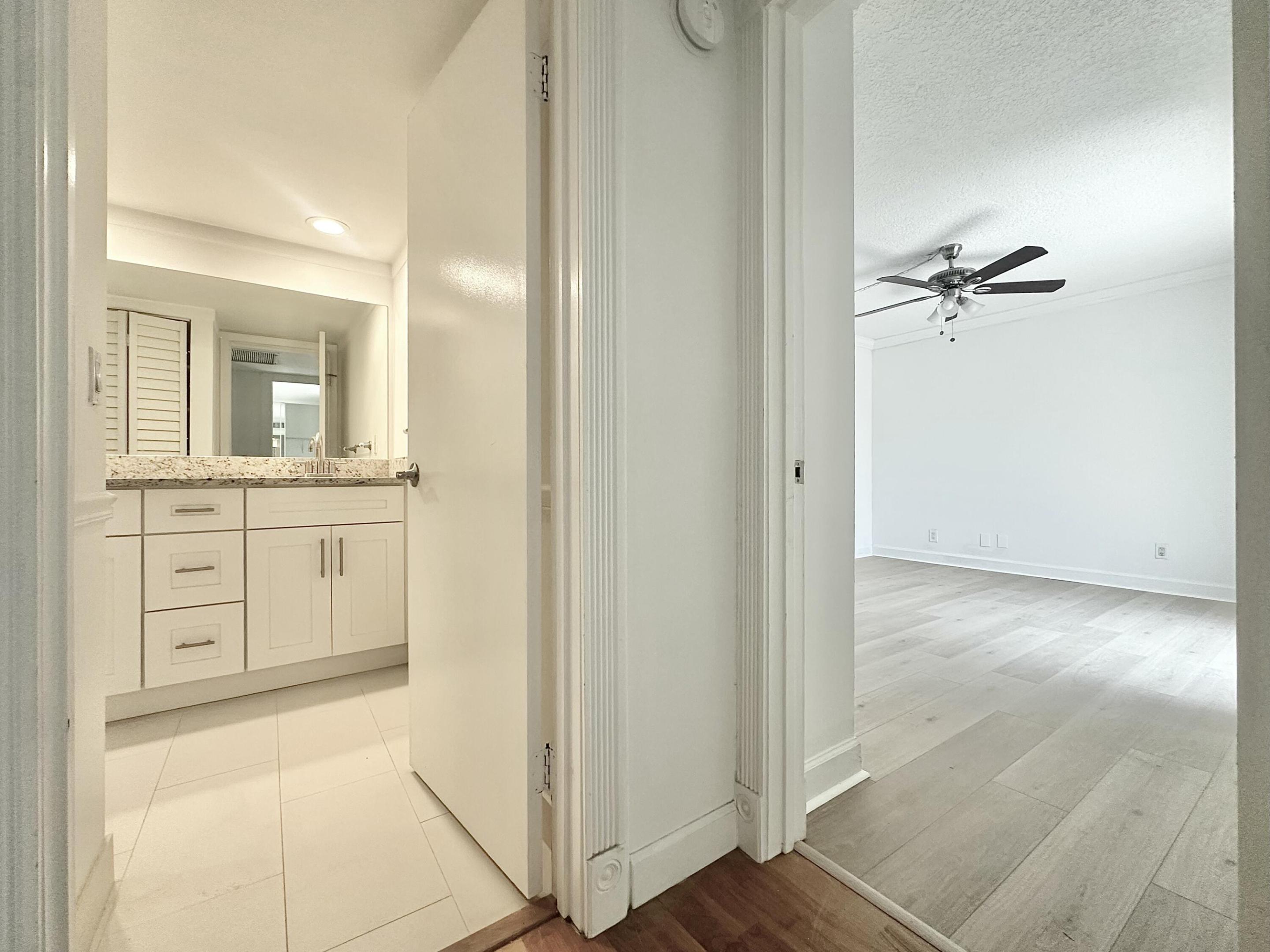 173 Lake Arbor, Palm Springs FL 33461