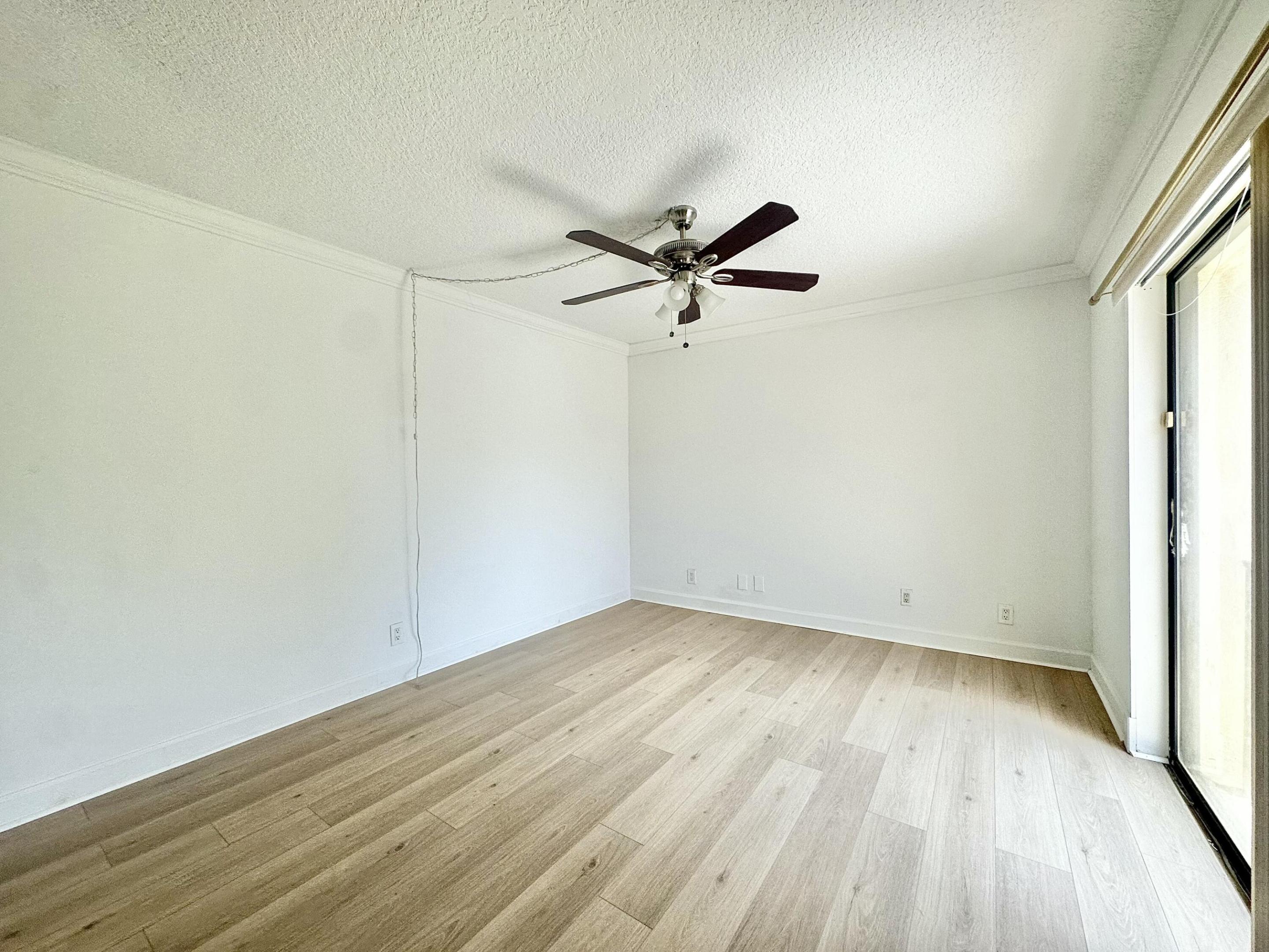 173 Lake Arbor, Palm Springs FL 33461
