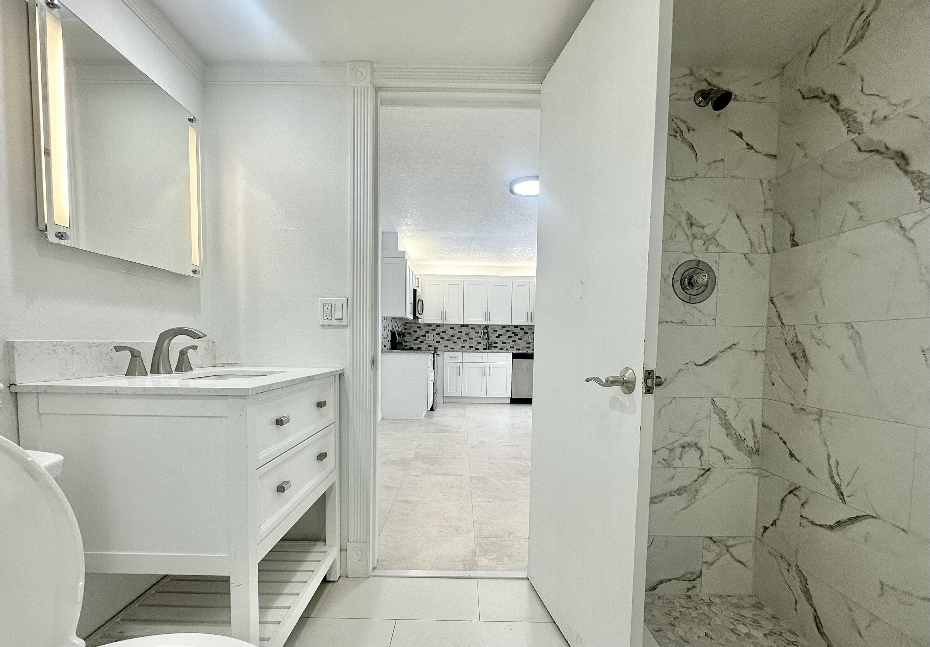 173 Lake Arbor, Palm Springs FL 33461