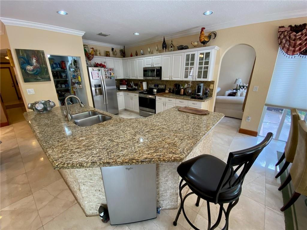10747 NW 70th, Doral FL 33178