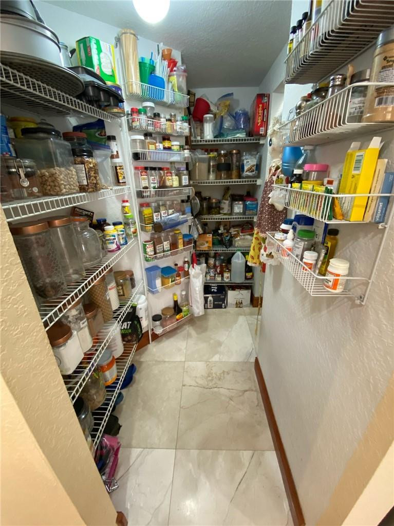 10747 NW 70th, Doral FL 33178