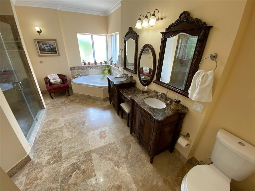10747 NW 70th, Doral FL 33178