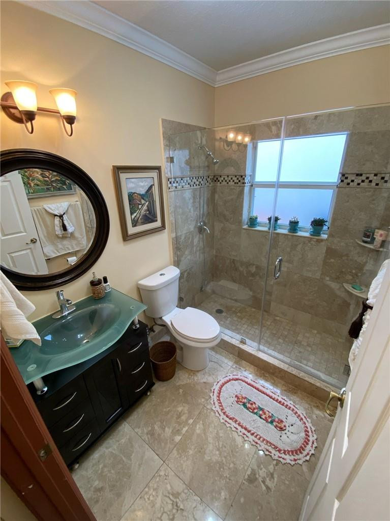 10747 NW 70th, Doral FL 33178
