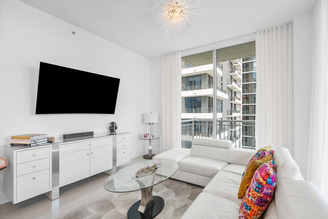 300 S Australian #1418, West Palm Beach FL 33401