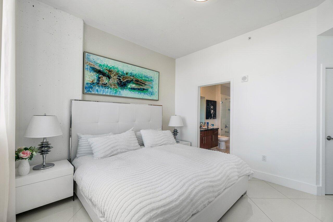 300 S Australian #1418, West Palm Beach FL 33401
