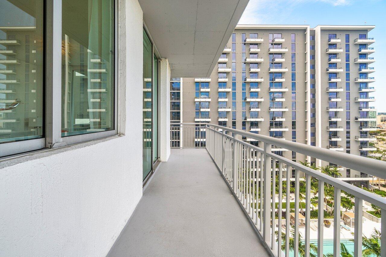300 S Australian #1418, West Palm Beach FL 33401
