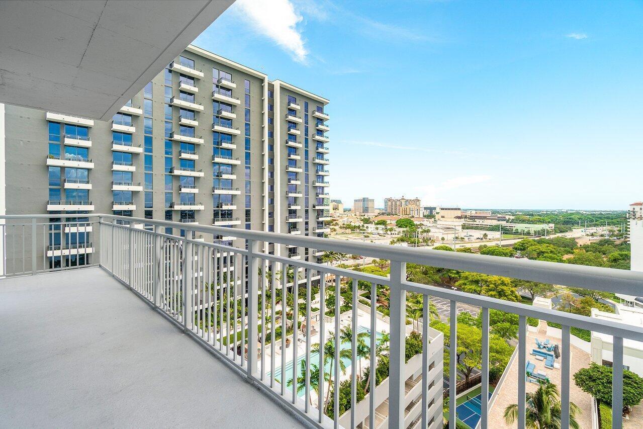 300 S Australian #1418, West Palm Beach FL 33401