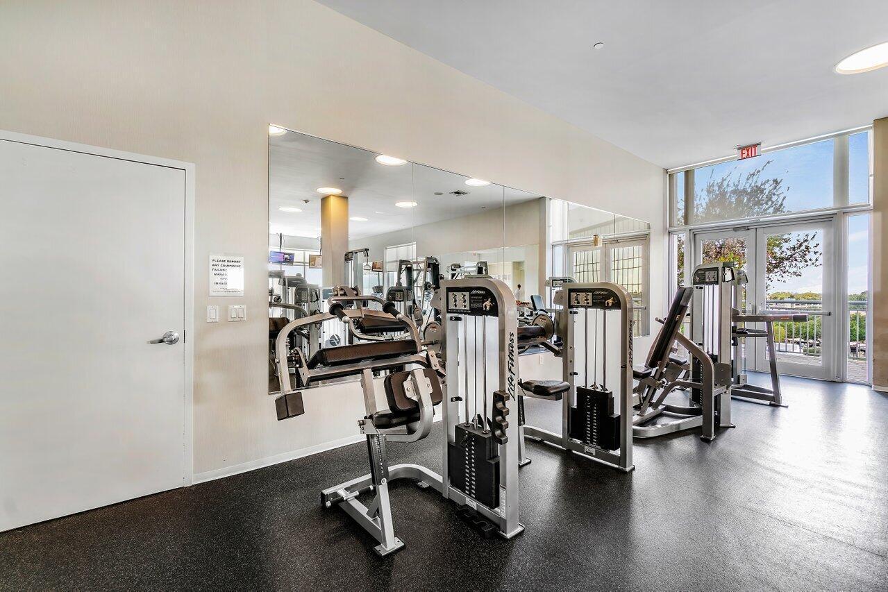 300 S Australian #1418, West Palm Beach FL 33401