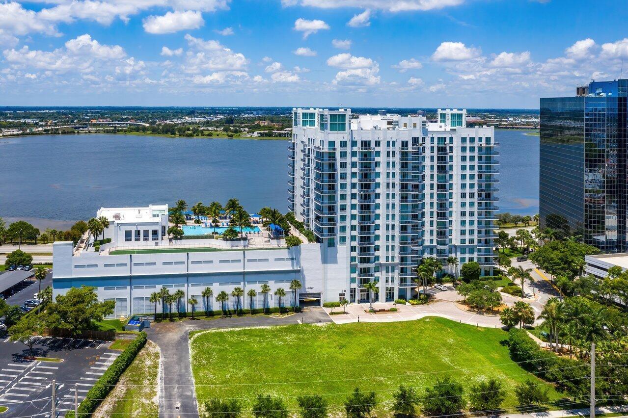 300 S Australian #1418, West Palm Beach FL 33401