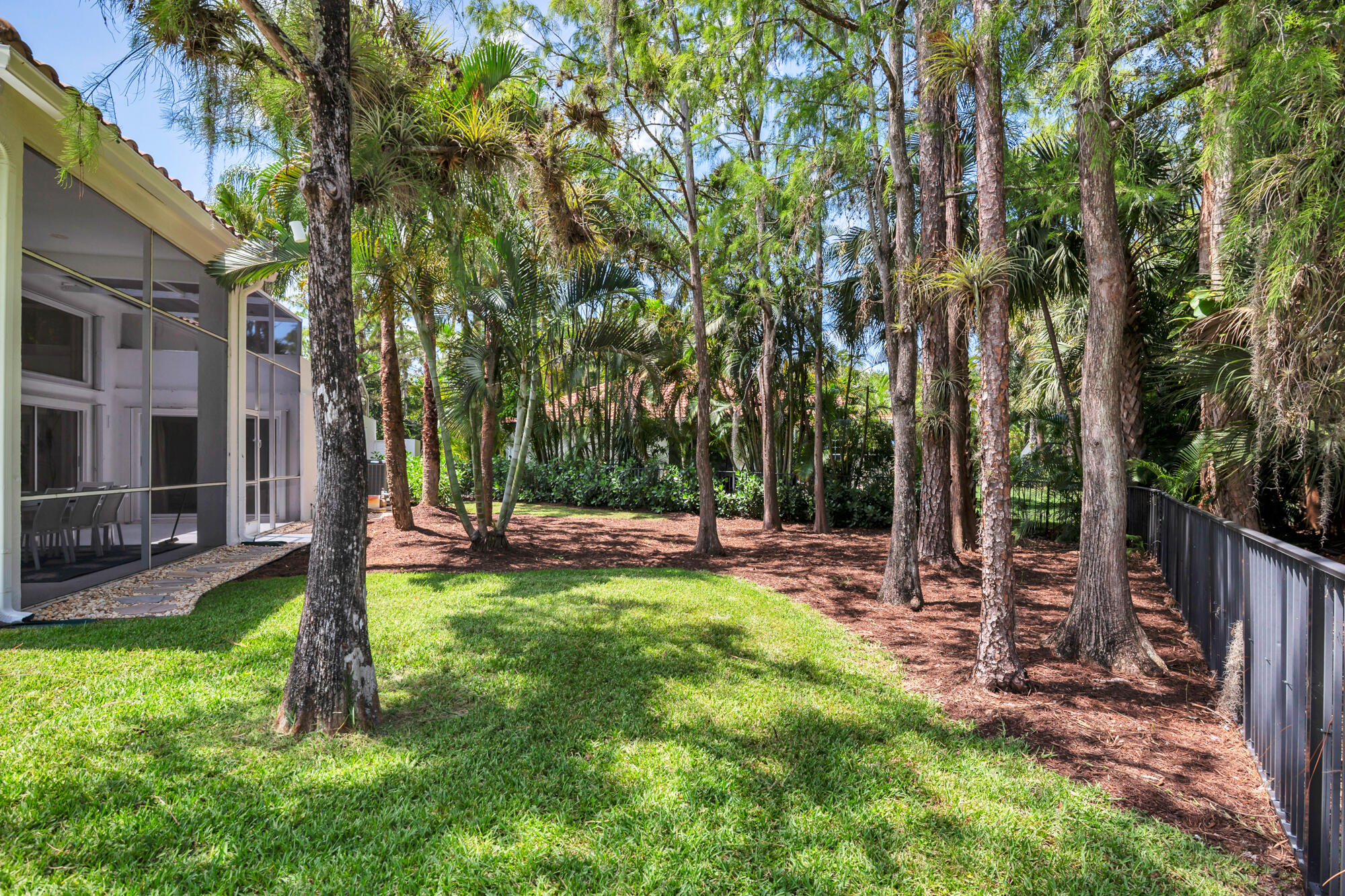 1084 Seagull Park, West Palm Beach FL 33411