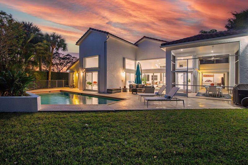 1084 Seagull Park, West Palm Beach FL 33411
