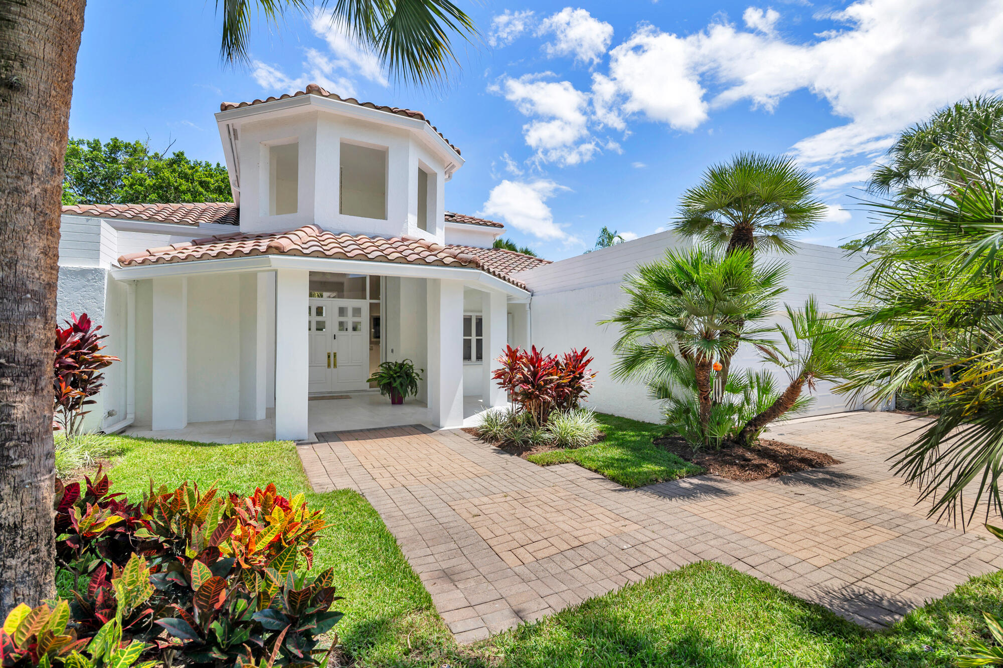 1084 Seagull Park, West Palm Beach FL 33411
