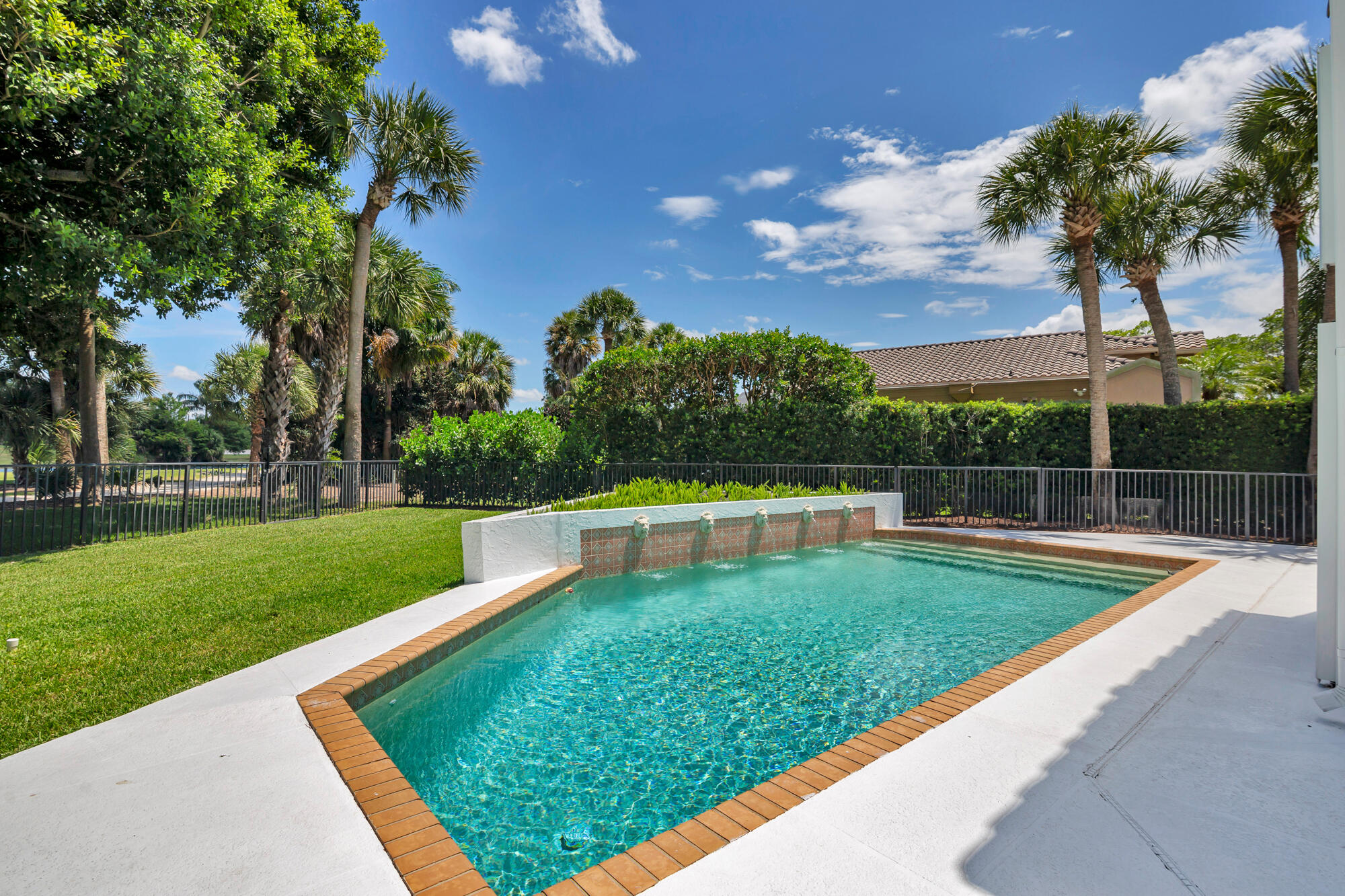1084 Seagull Park, West Palm Beach FL 33411