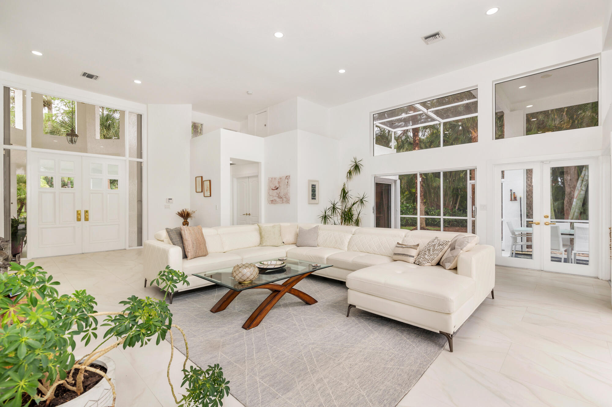 1084 Seagull Park, West Palm Beach FL 33411