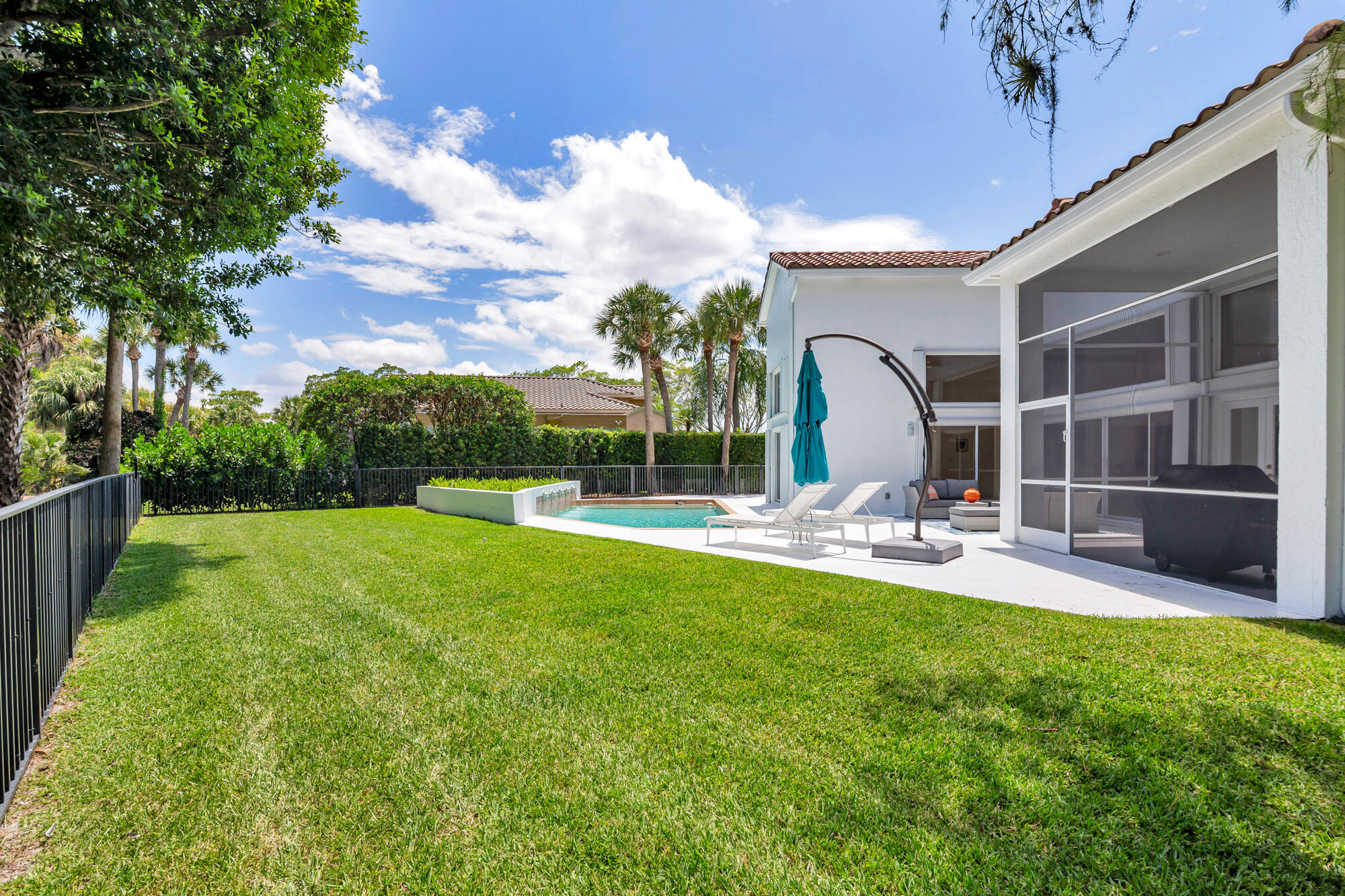 1084 Seagull Park, West Palm Beach FL 33411