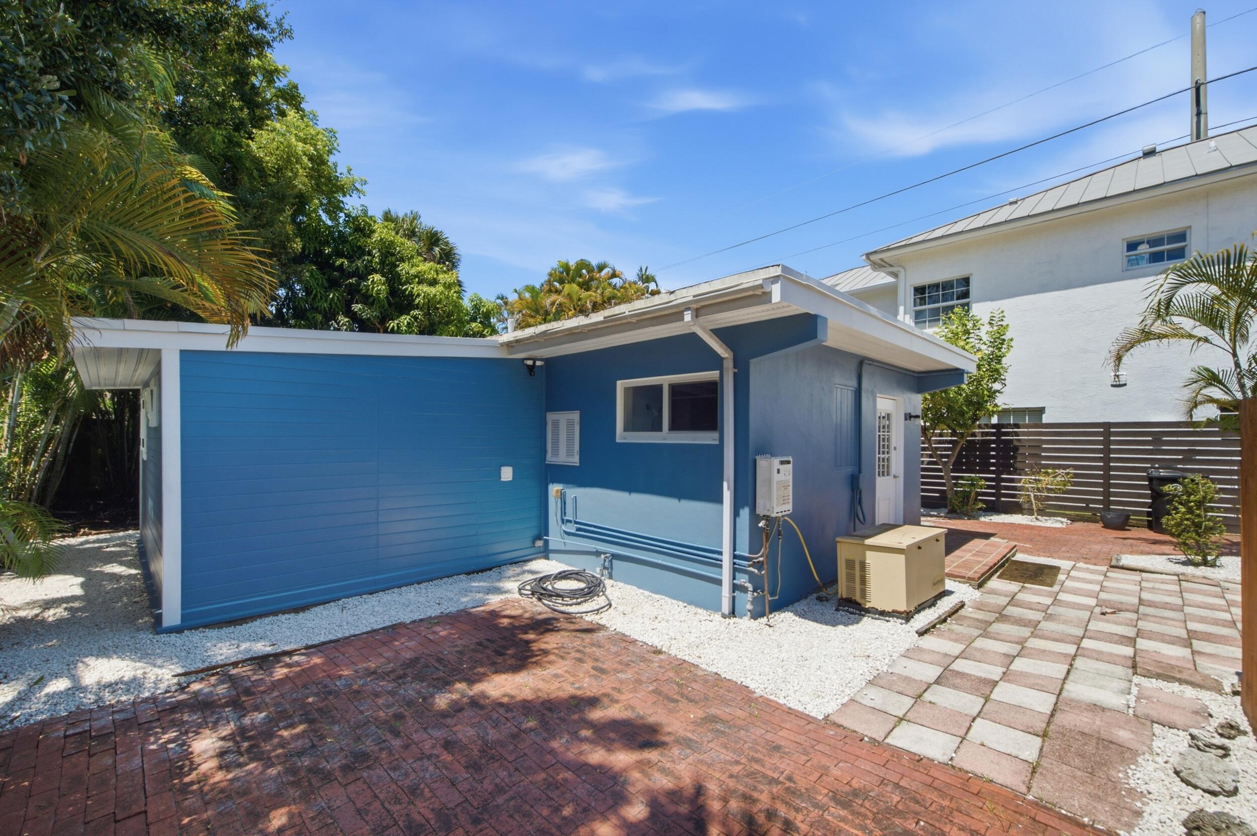 854 SW 11th, Fort Lauderdale FL 33315