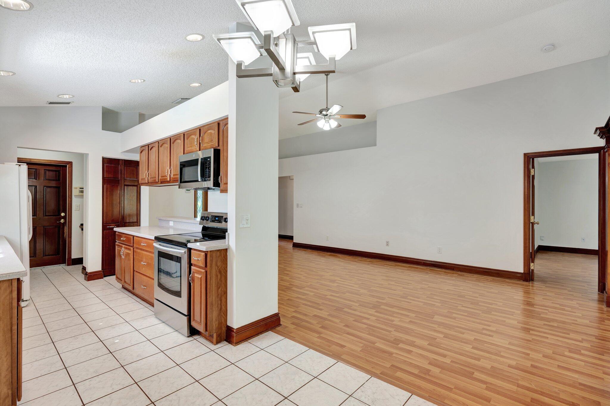 6149 Foster, Jupiter FL 33458