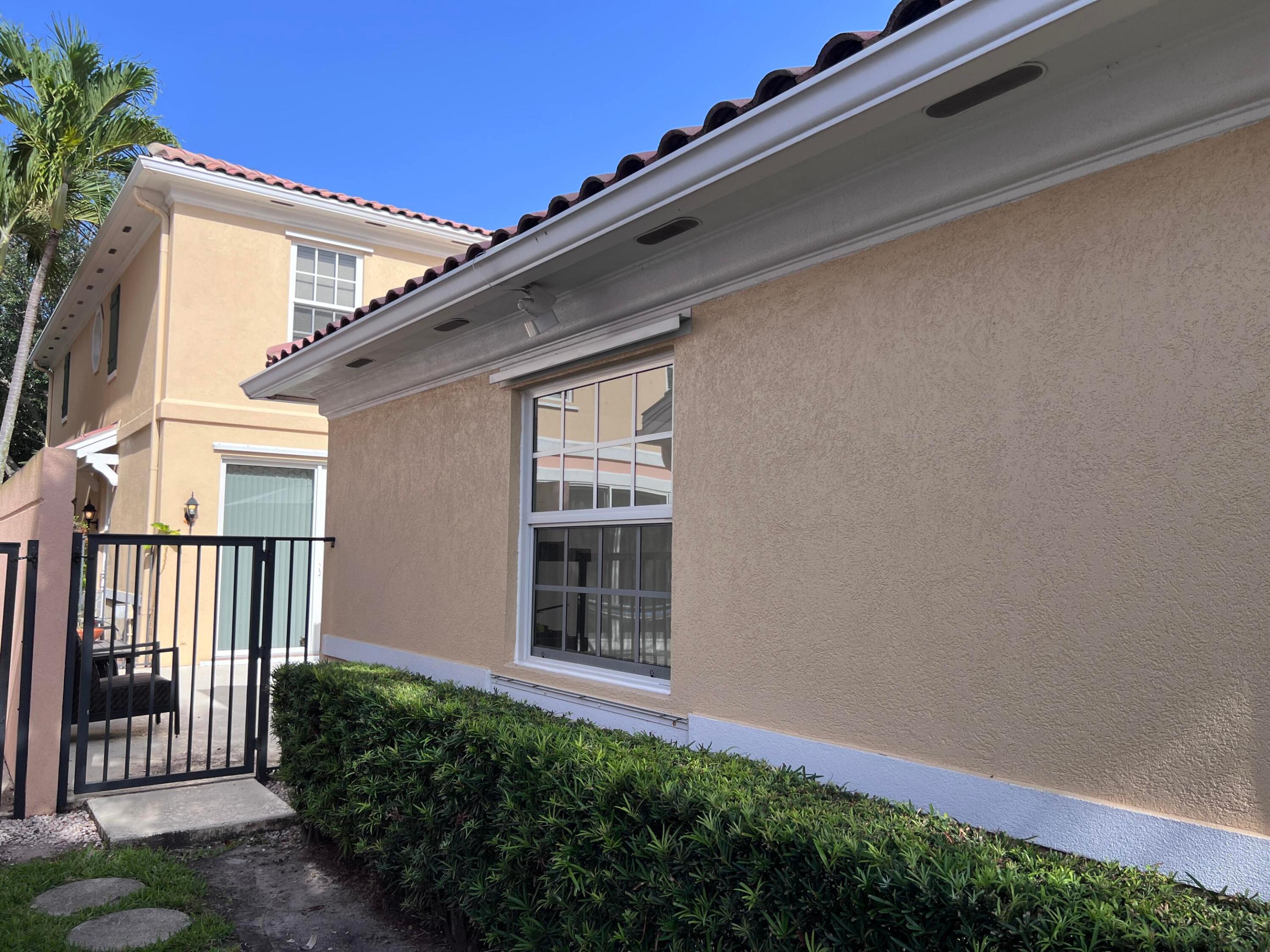 3368 Greenway, Jupiter FL 33458