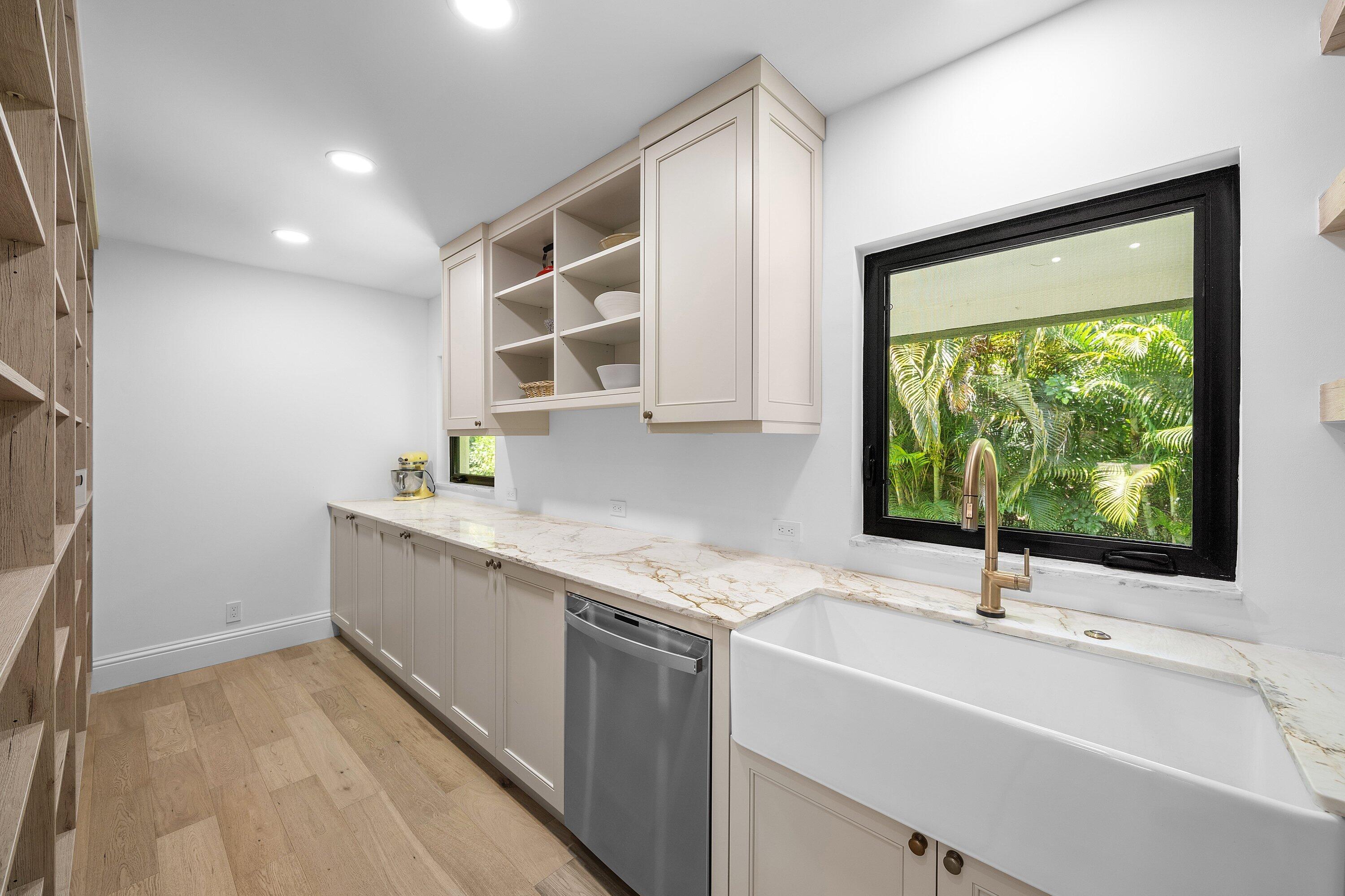 3235 Hyde, Boca Raton FL 33434