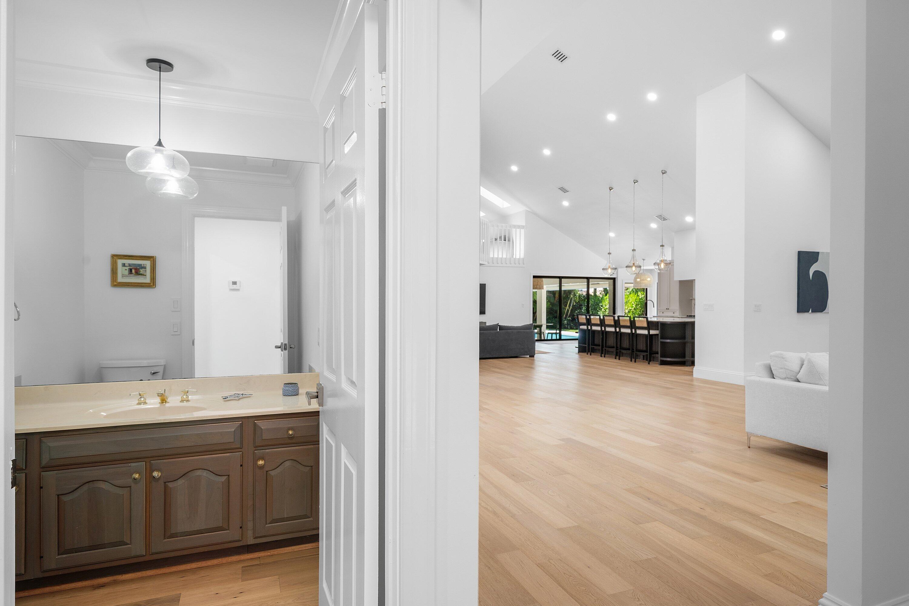 3235 Hyde, Boca Raton FL 33434