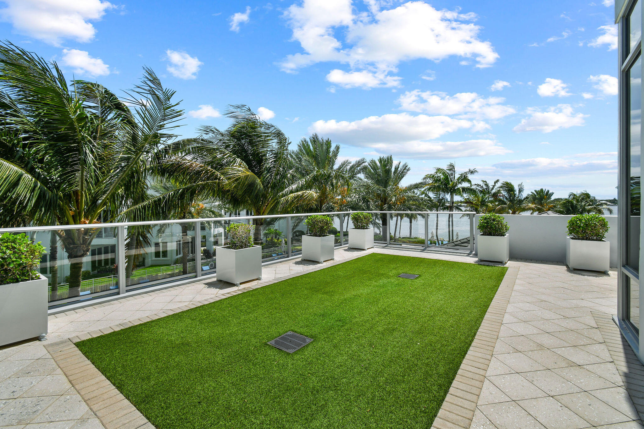 2 Water Club #301, North Palm Beach FL 33408