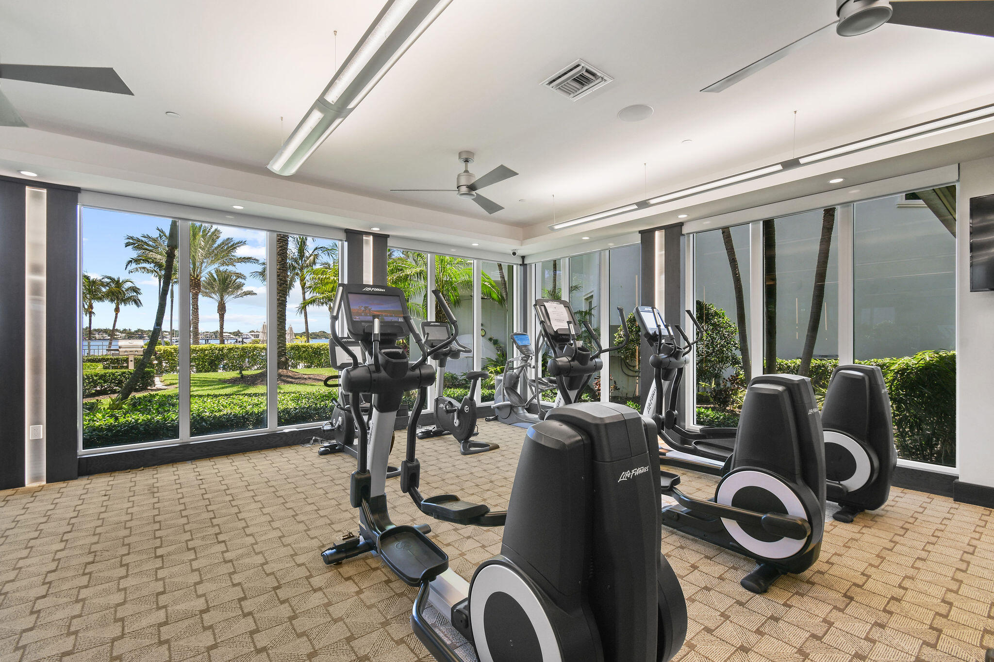 2 Water Club #301, North Palm Beach FL 33408