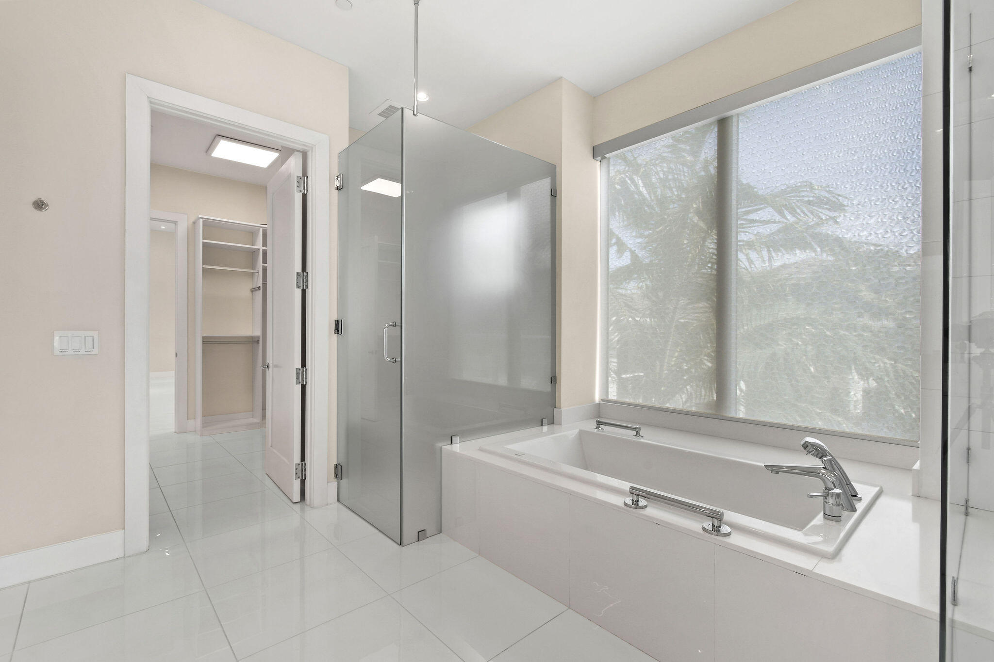 2 Water Club #301, North Palm Beach FL 33408
