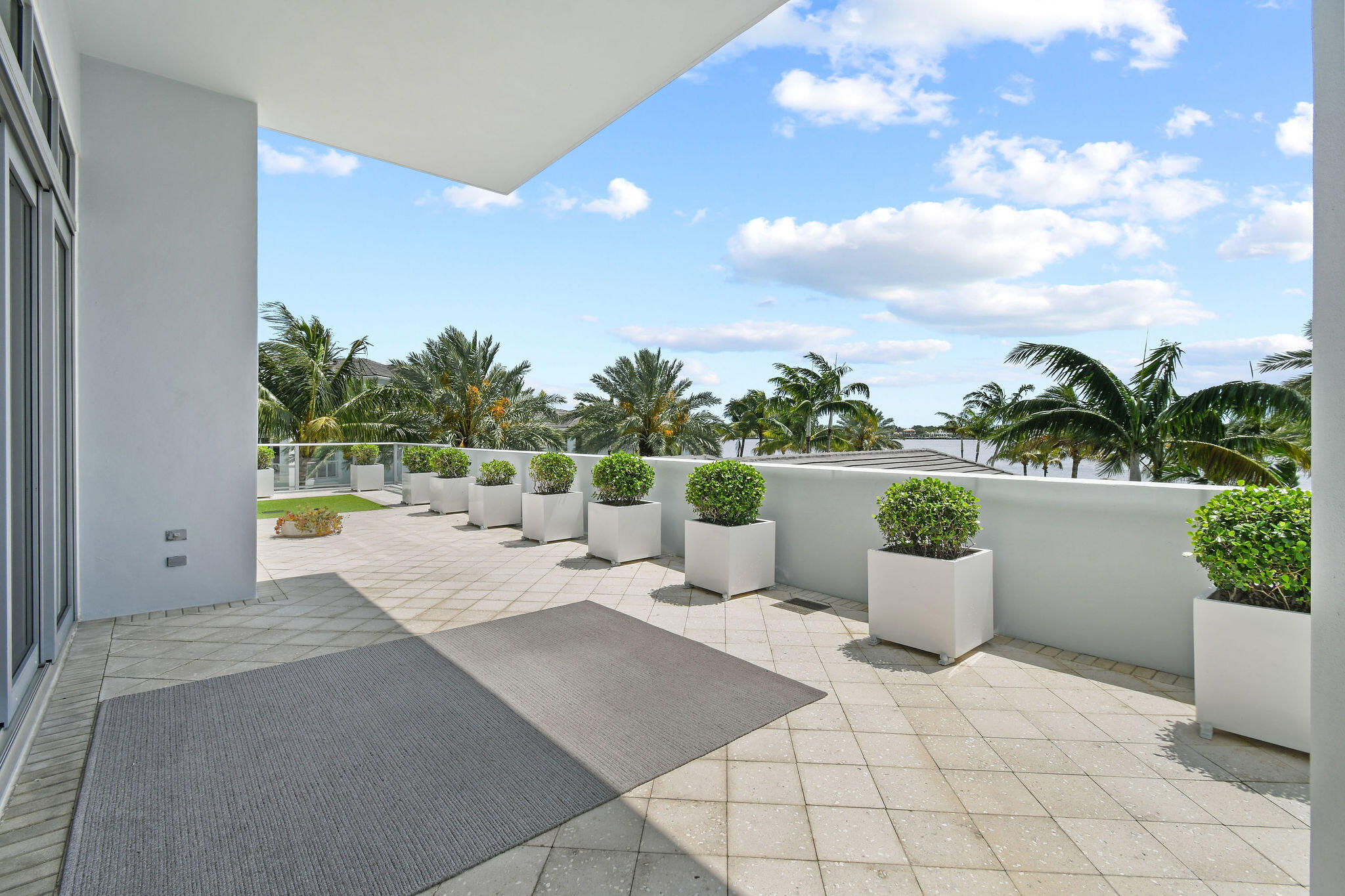 2 Water Club #301, North Palm Beach FL 33408