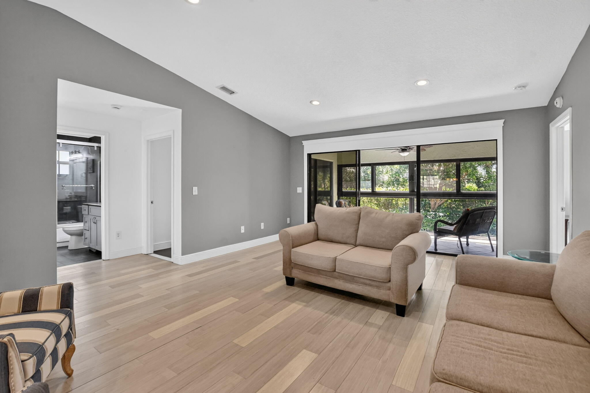 6675 Montego Bay #B, Boca Raton FL 33433