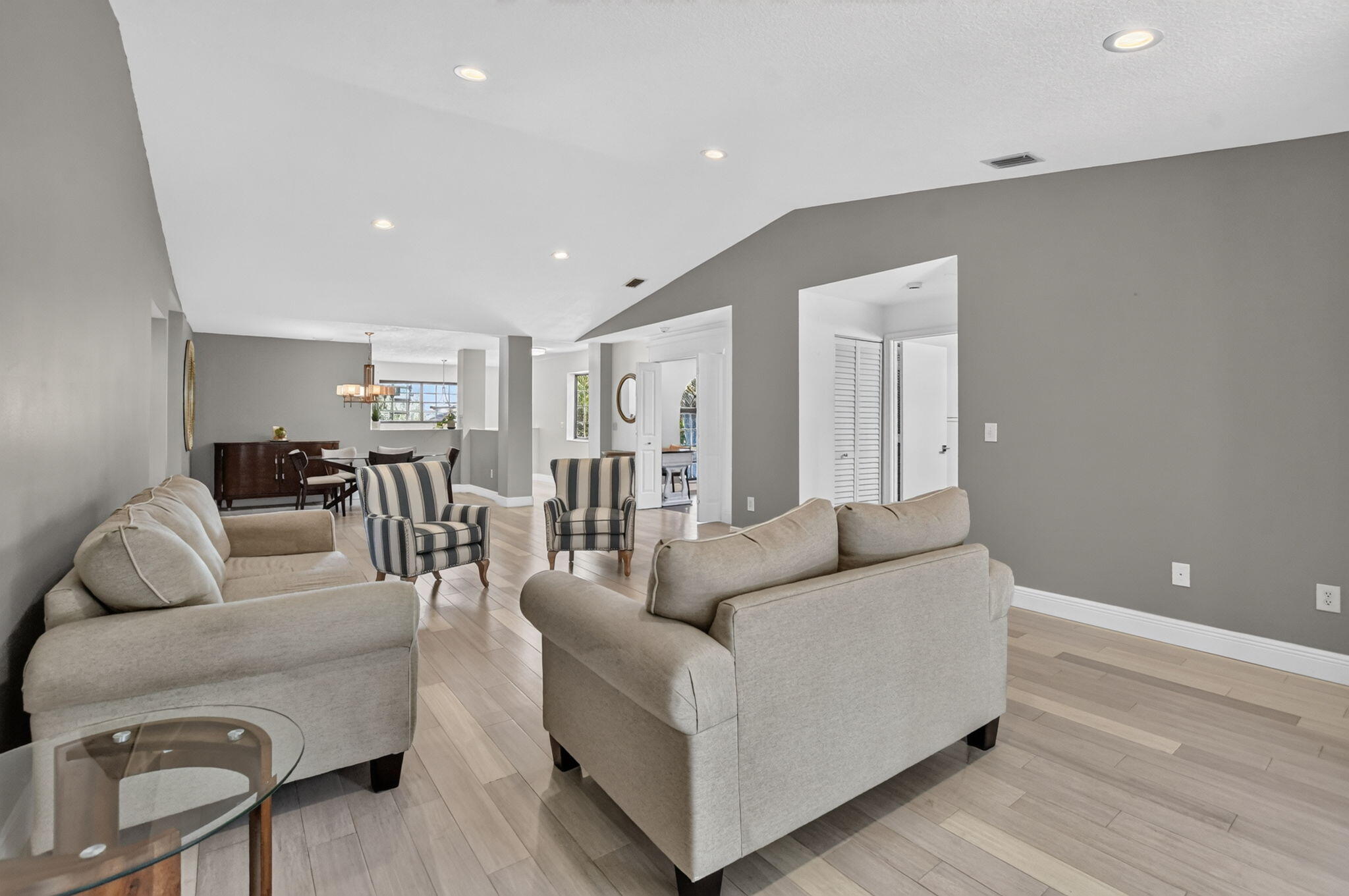 6675 Montego Bay #B, Boca Raton FL 33433