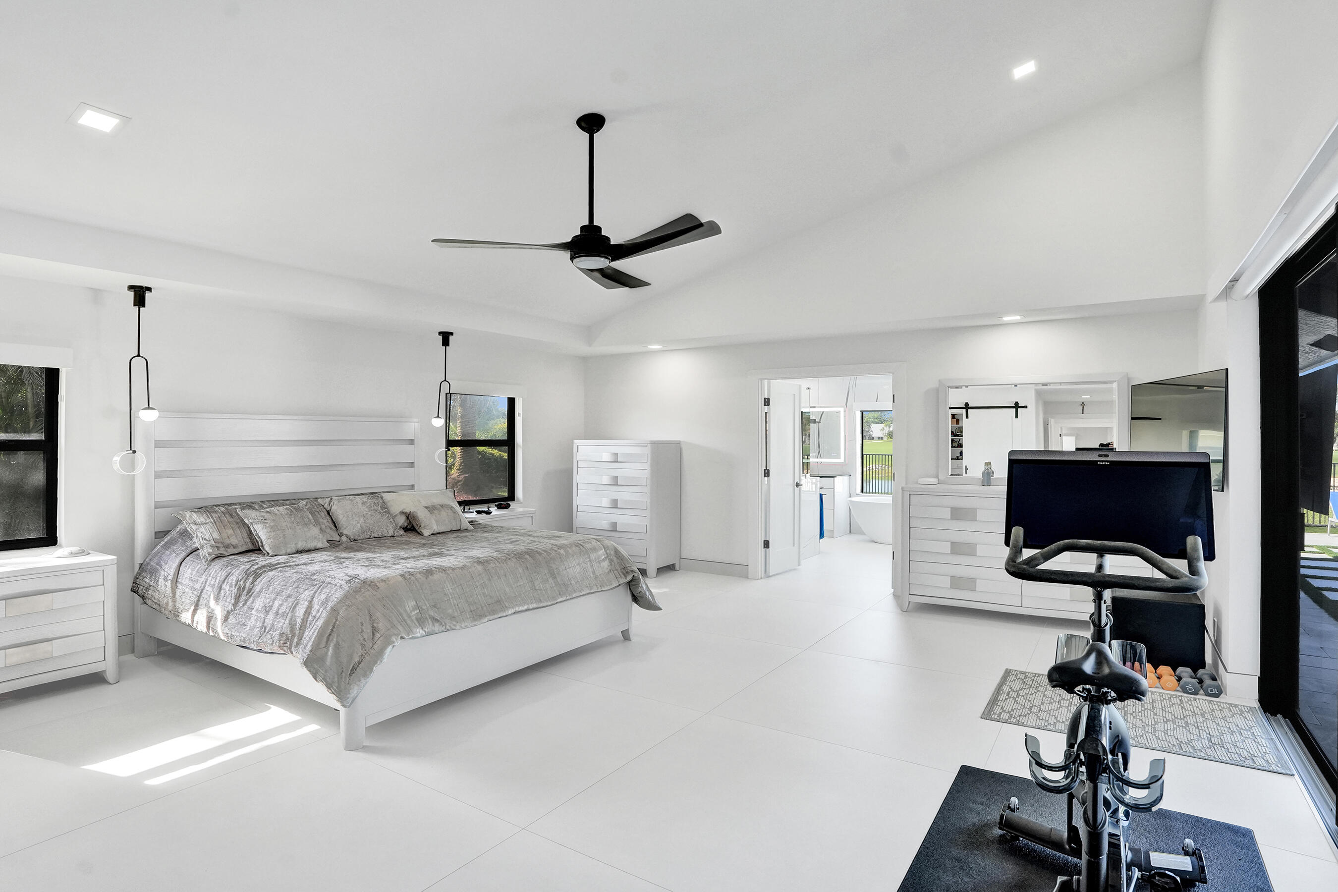 10818 River Glenn, Boca Raton FL 33428