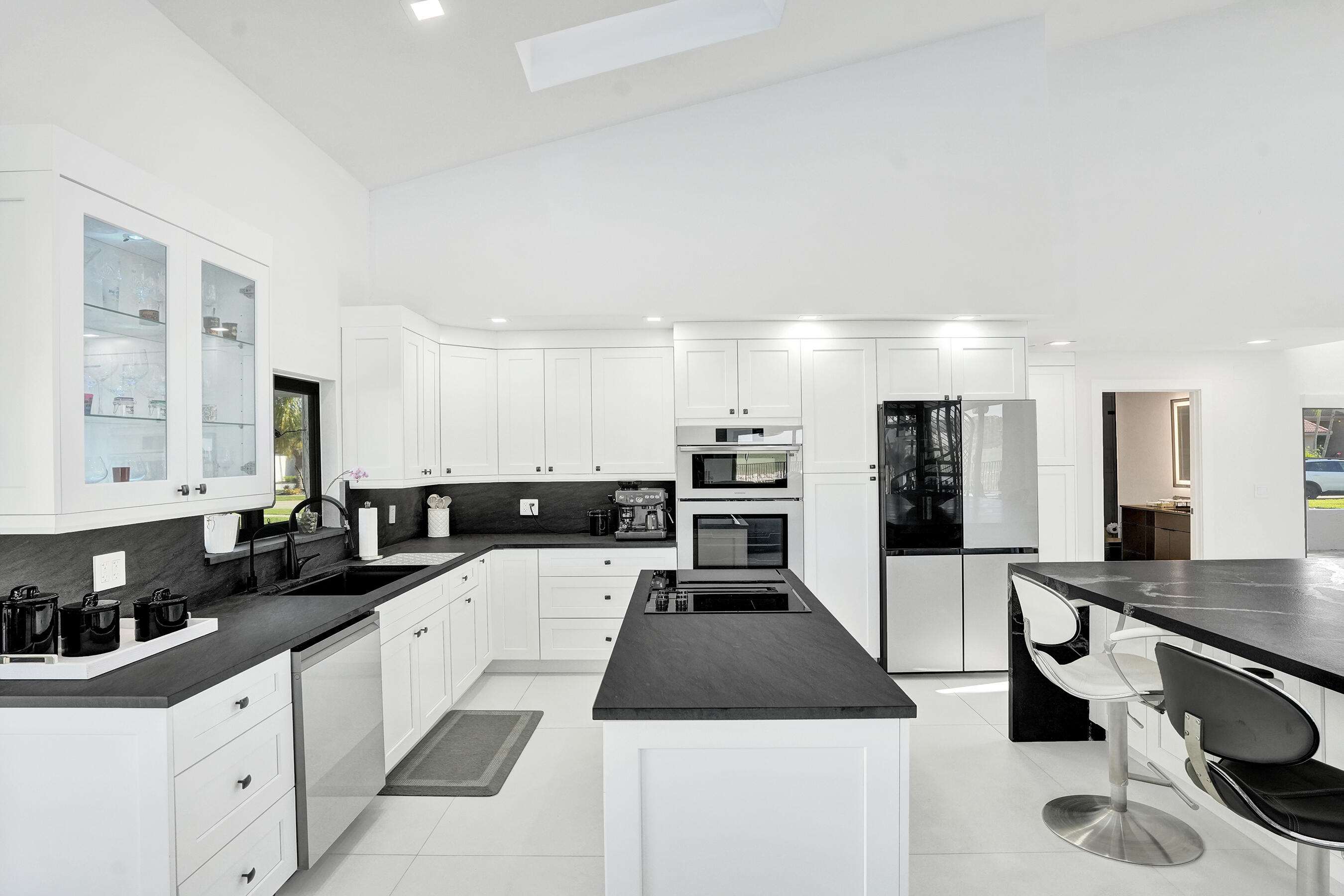 10818 River Glenn, Boca Raton FL 33428