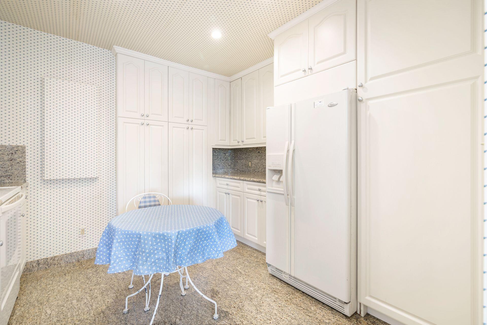44 Cocoanut #227b, Palm Beach FL 33480
