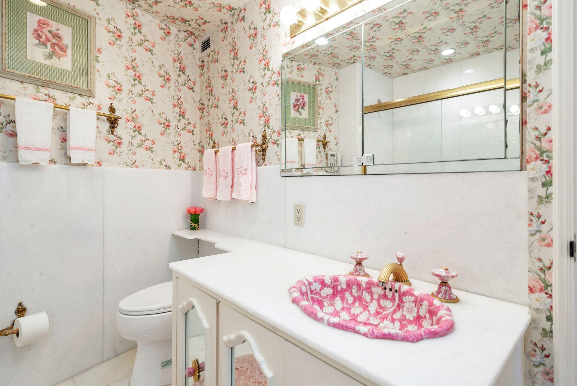 44 Cocoanut #227b, Palm Beach FL 33480