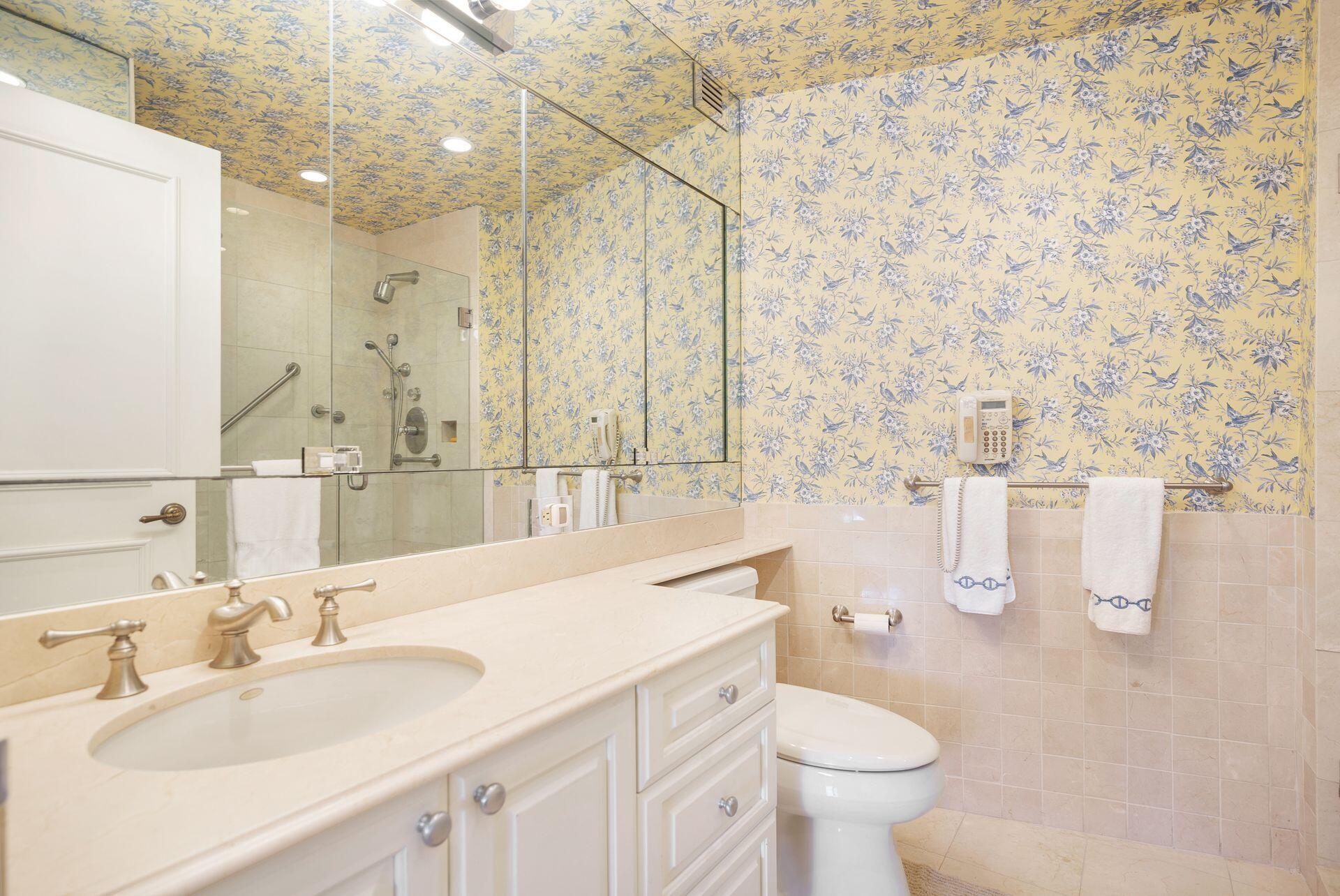 44 Cocoanut #227b, Palm Beach FL 33480