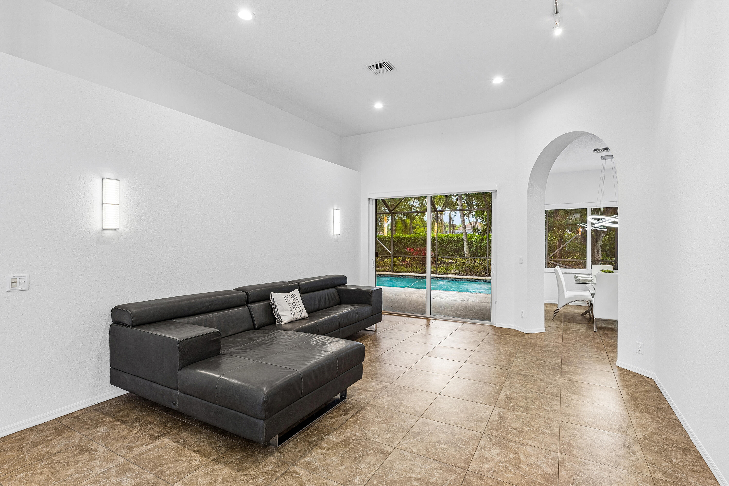 21509 Halstead, Boca Raton FL 33428