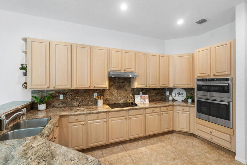 21509 Halstead, Boca Raton FL 33428