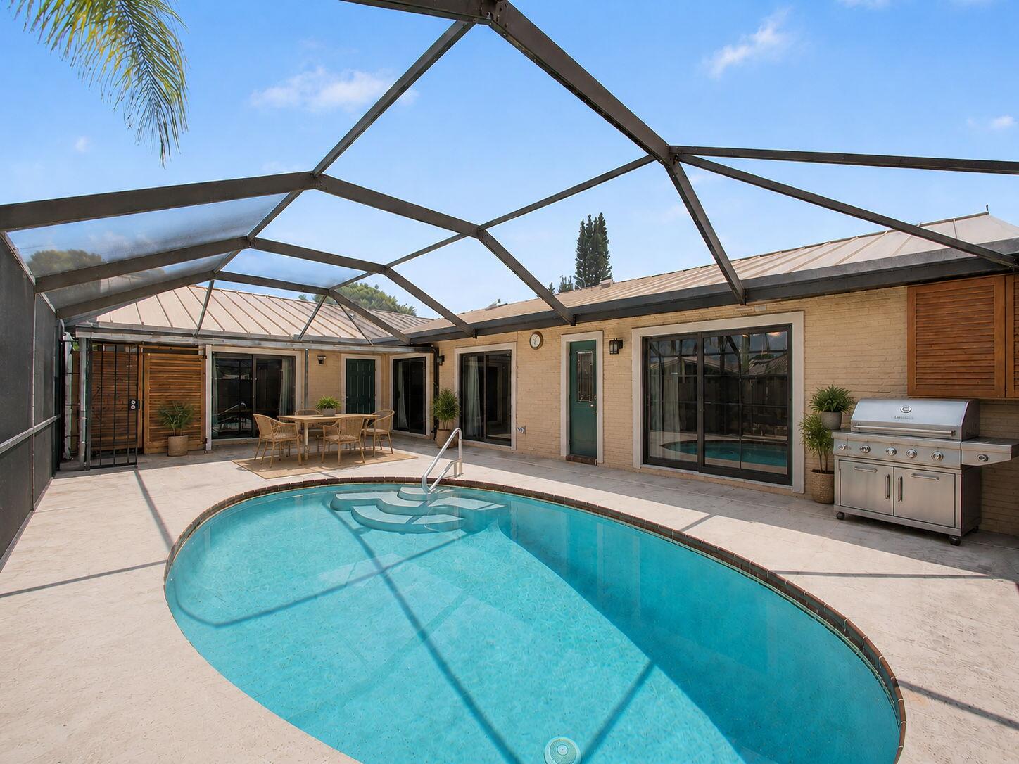 5385 Eagle Lake, Palm Beach Gardens FL 33418