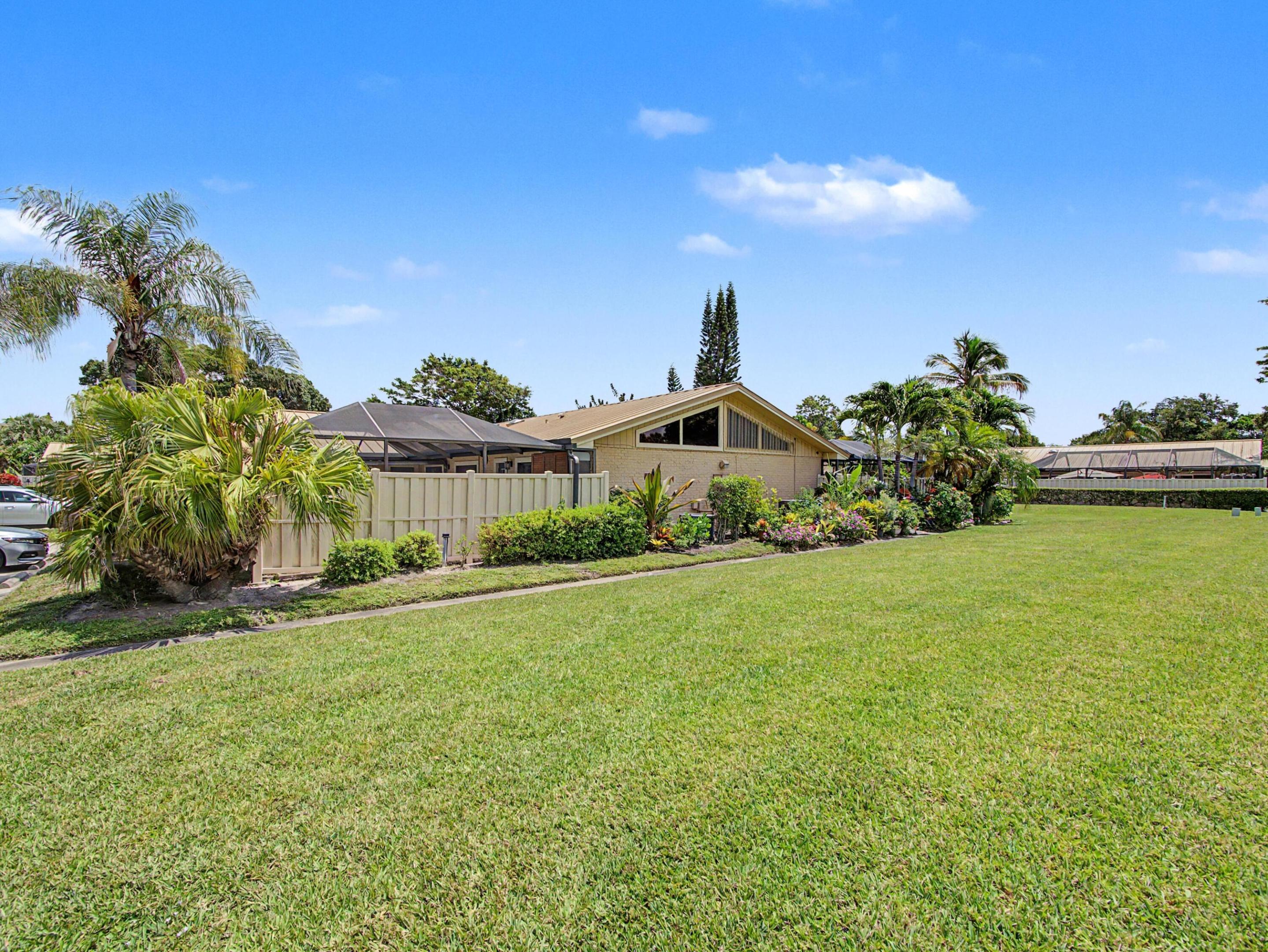 5385 Eagle Lake, Palm Beach Gardens FL 33418