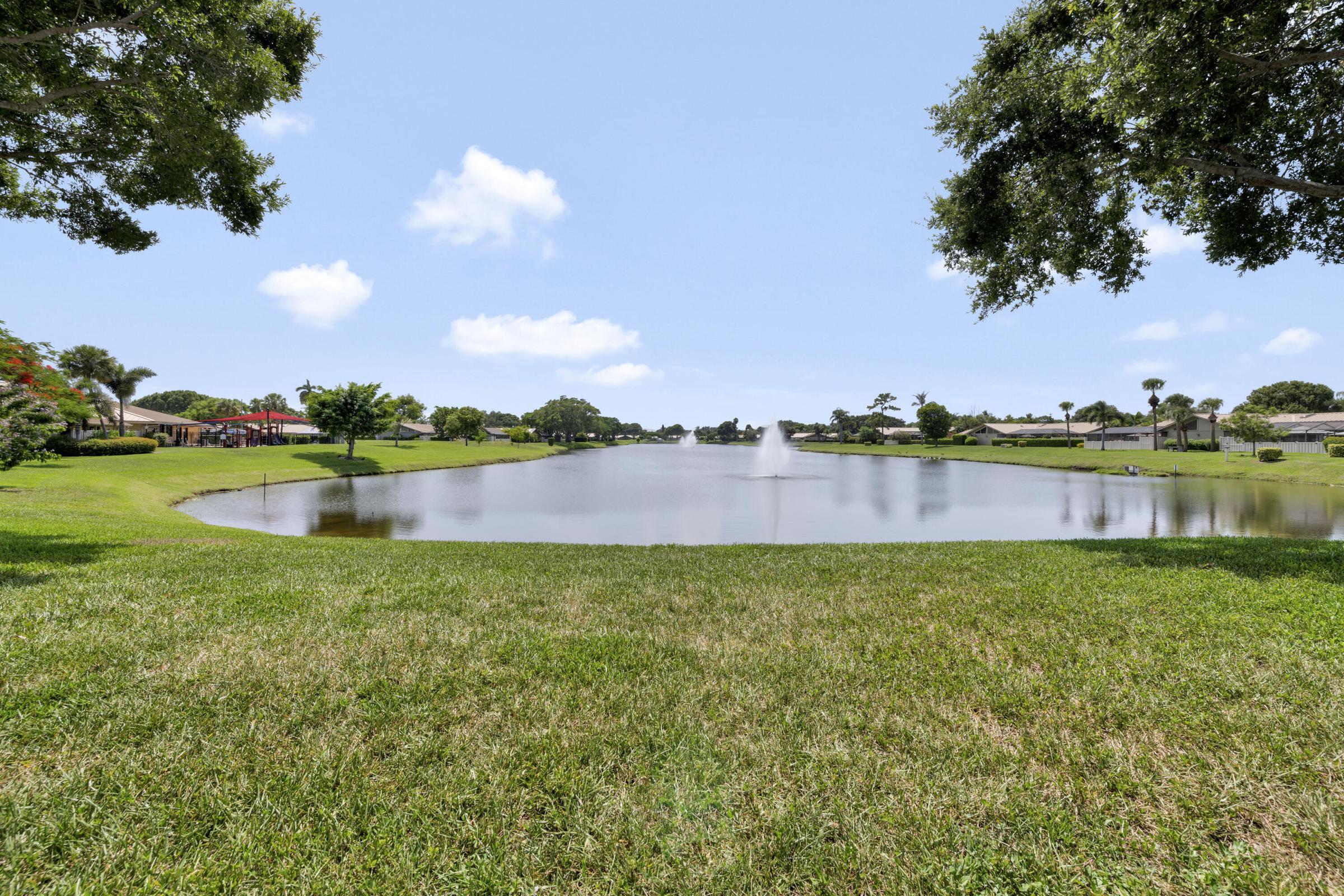 5385 Eagle Lake, Palm Beach Gardens FL 33418
