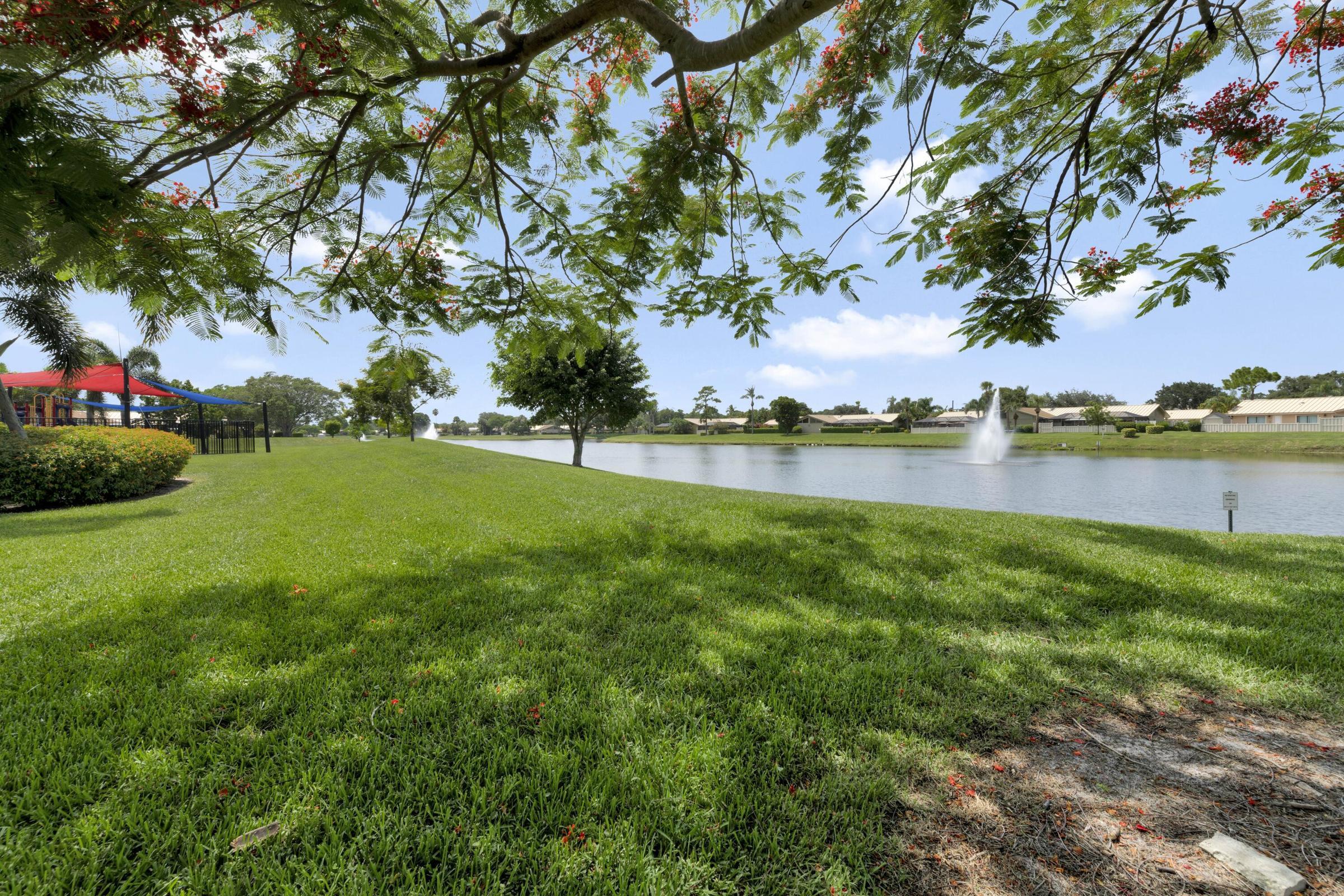 5385 Eagle Lake, Palm Beach Gardens FL 33418