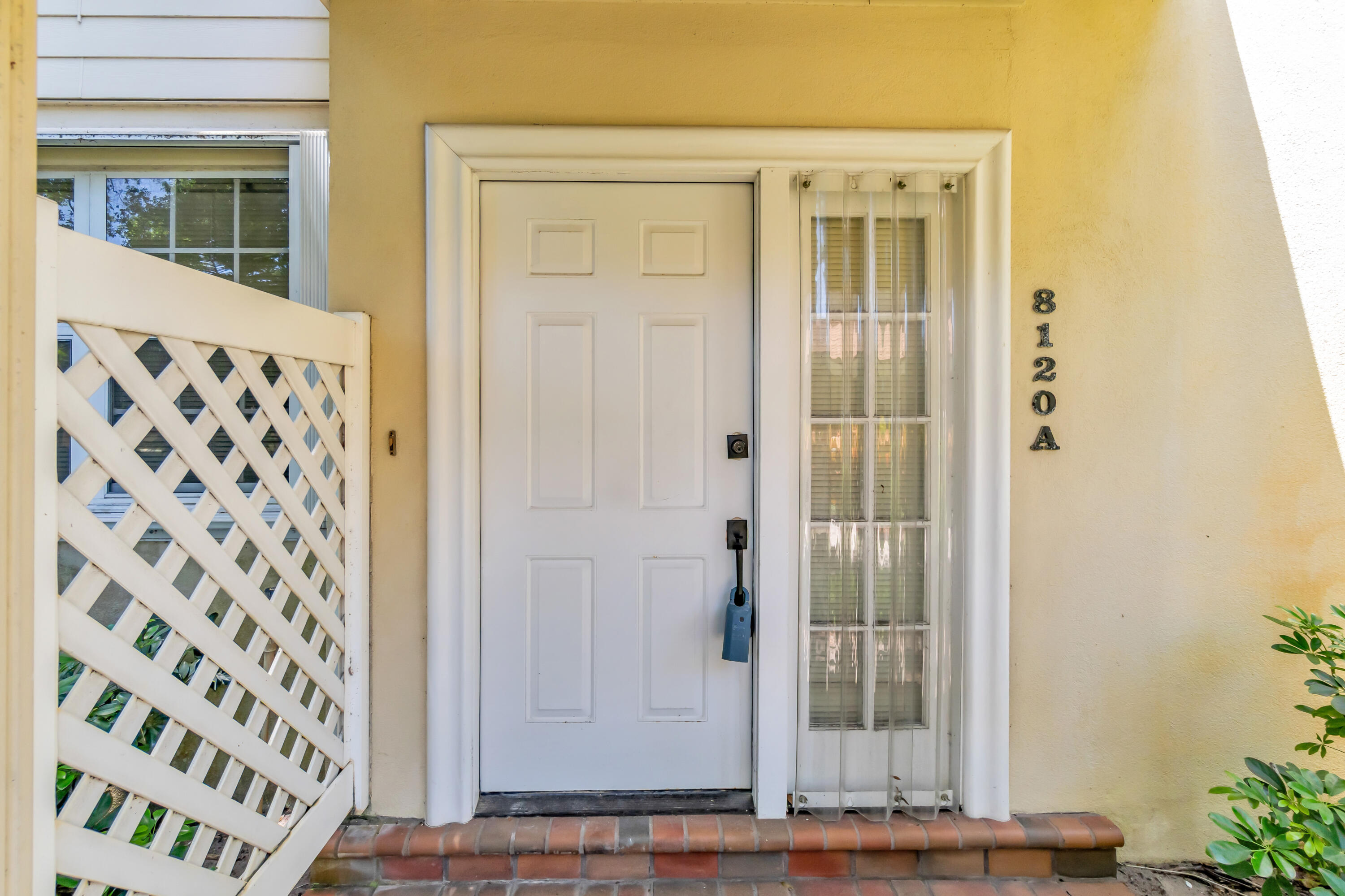 8120 Northboro #20a, Lake Clarke Shores FL 33406